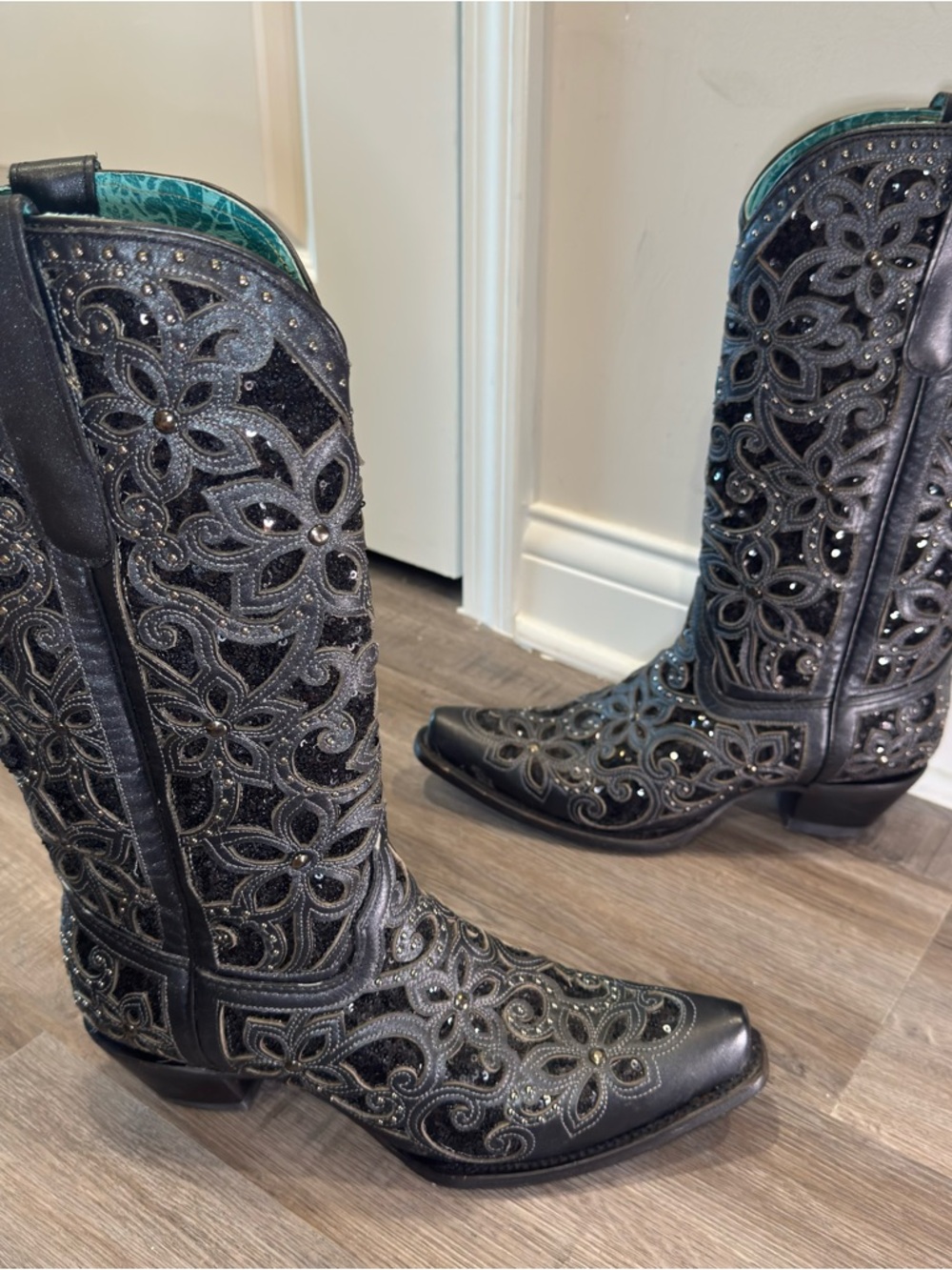 Corral Glitter Inlay Floral Overlay Crystals Studs Cowboy Black Leather Boots